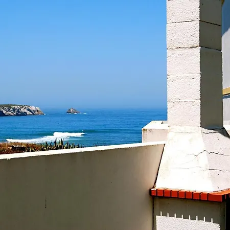 Catarina House - Baleal Beach, Balcony, Pool Holiday home Ferrel (Leiria)