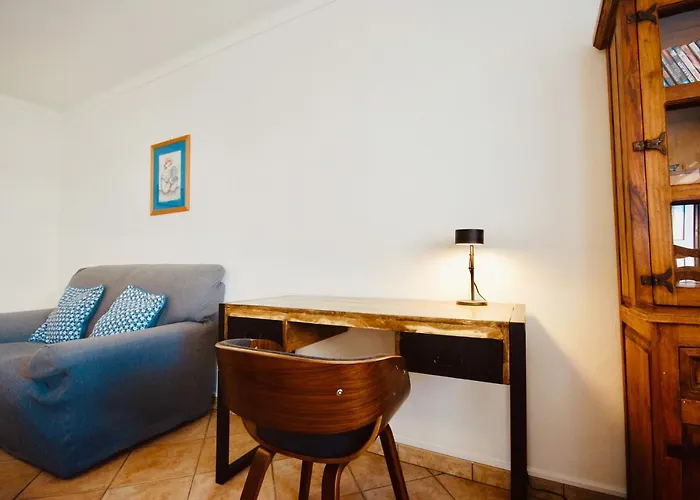 Semesterbostad Catarina House - Baleal Beach, Balcony, Pool *